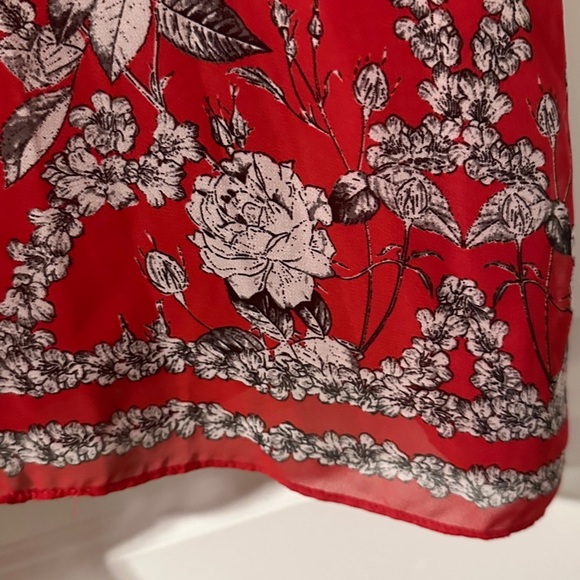 Max Studio Red Floral Keyhole Back Tank Top Women’s Size Large Spring Feminine - Picture 8 of 13